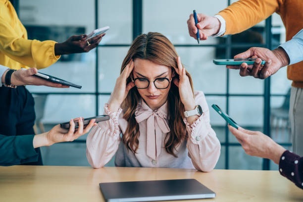Burnout di Kantor: Gejala, Penyebab & Cara Mengatasinya