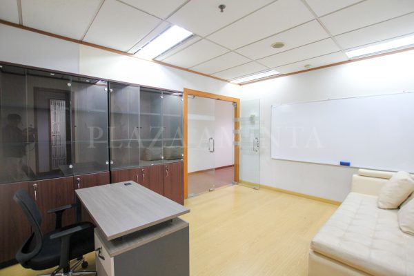 Sewa kantor partisi Jakarta Selatan | Plaza Aminta
