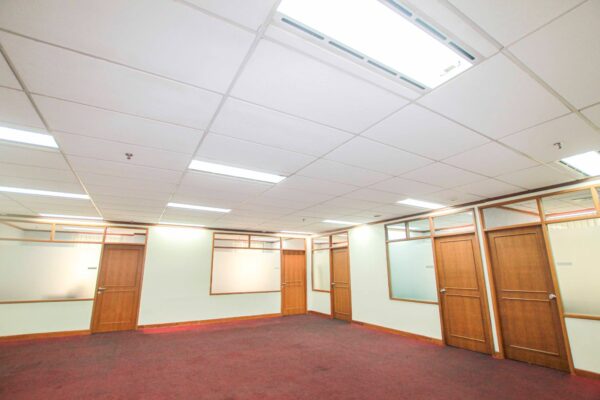 Suite 505 - Luas 151 m2